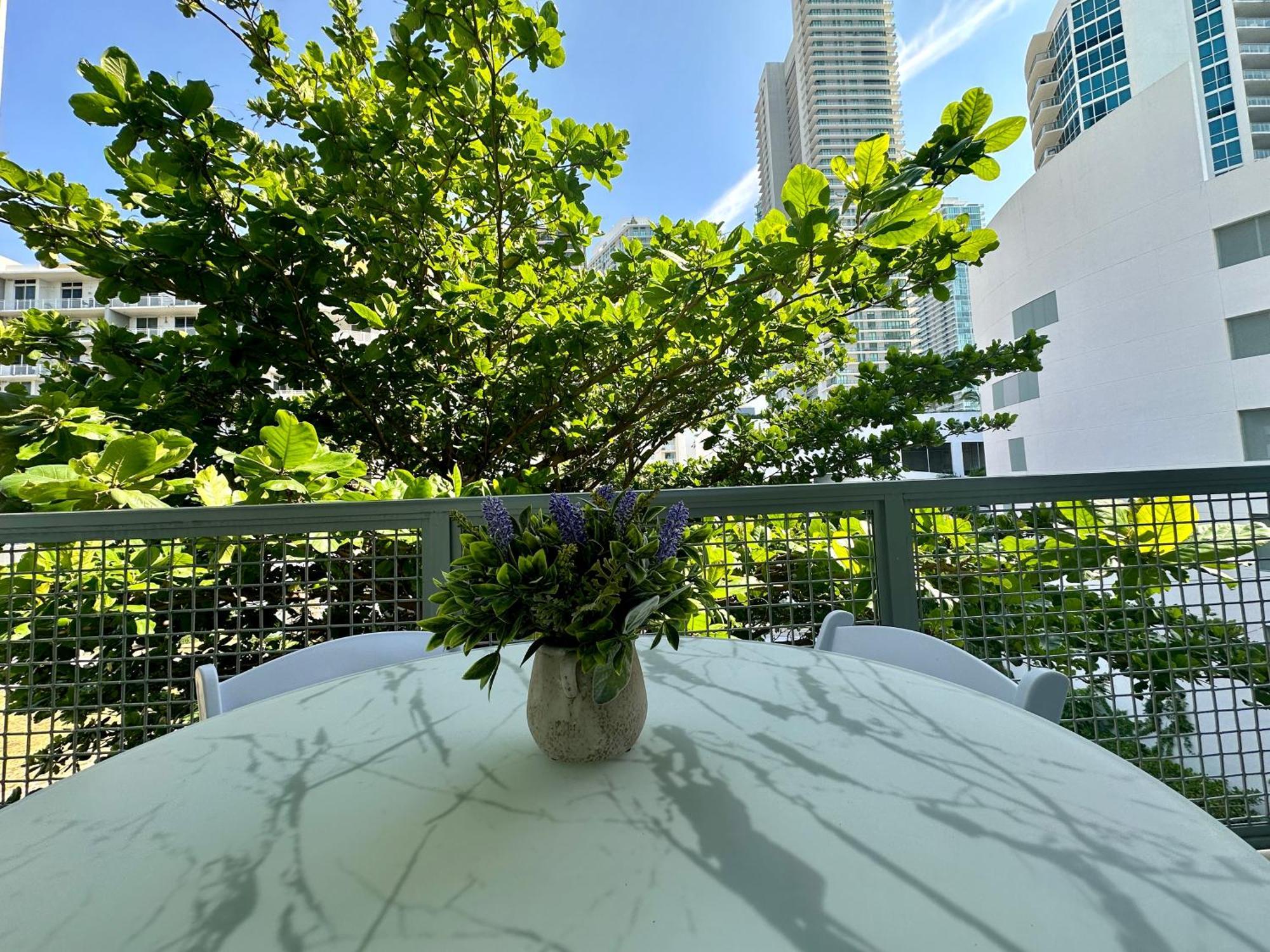 Modern Apartment In Edgewater Miami Exterior foto